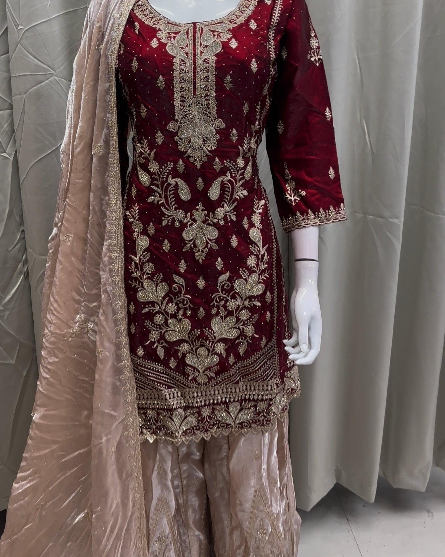 CATALOG: 1352