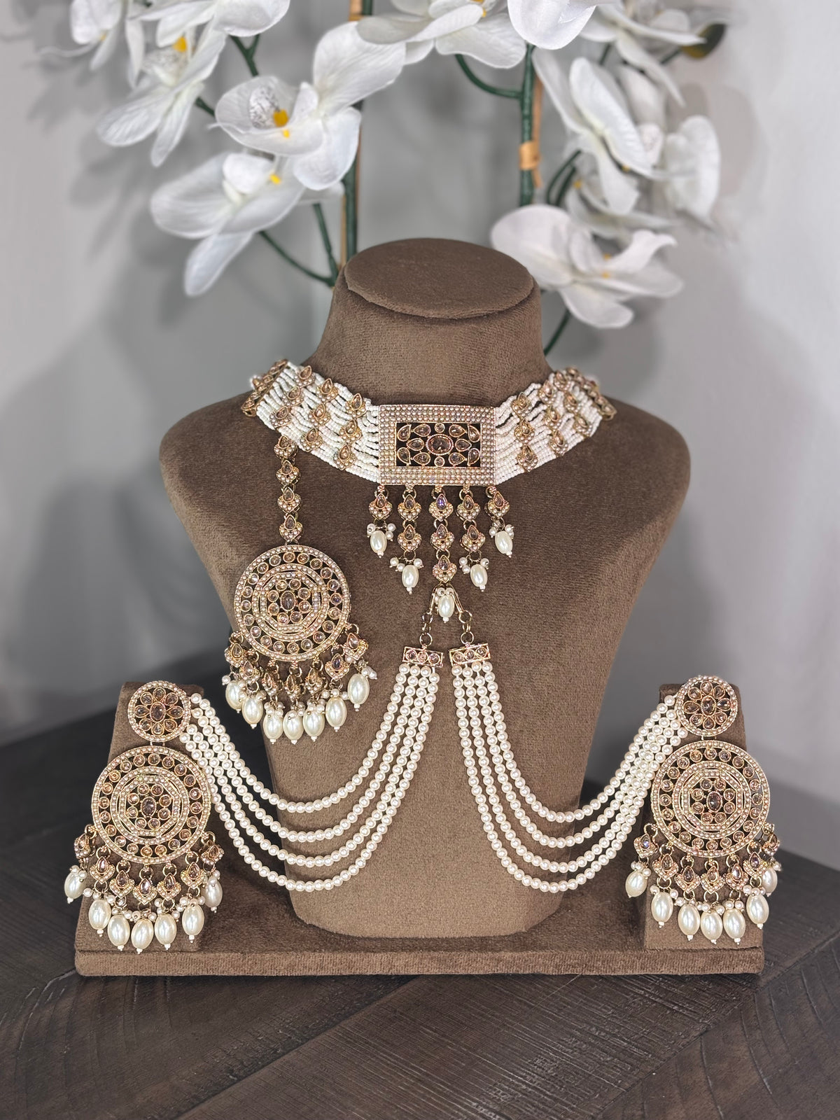 LEXI Necklace Set in Gold