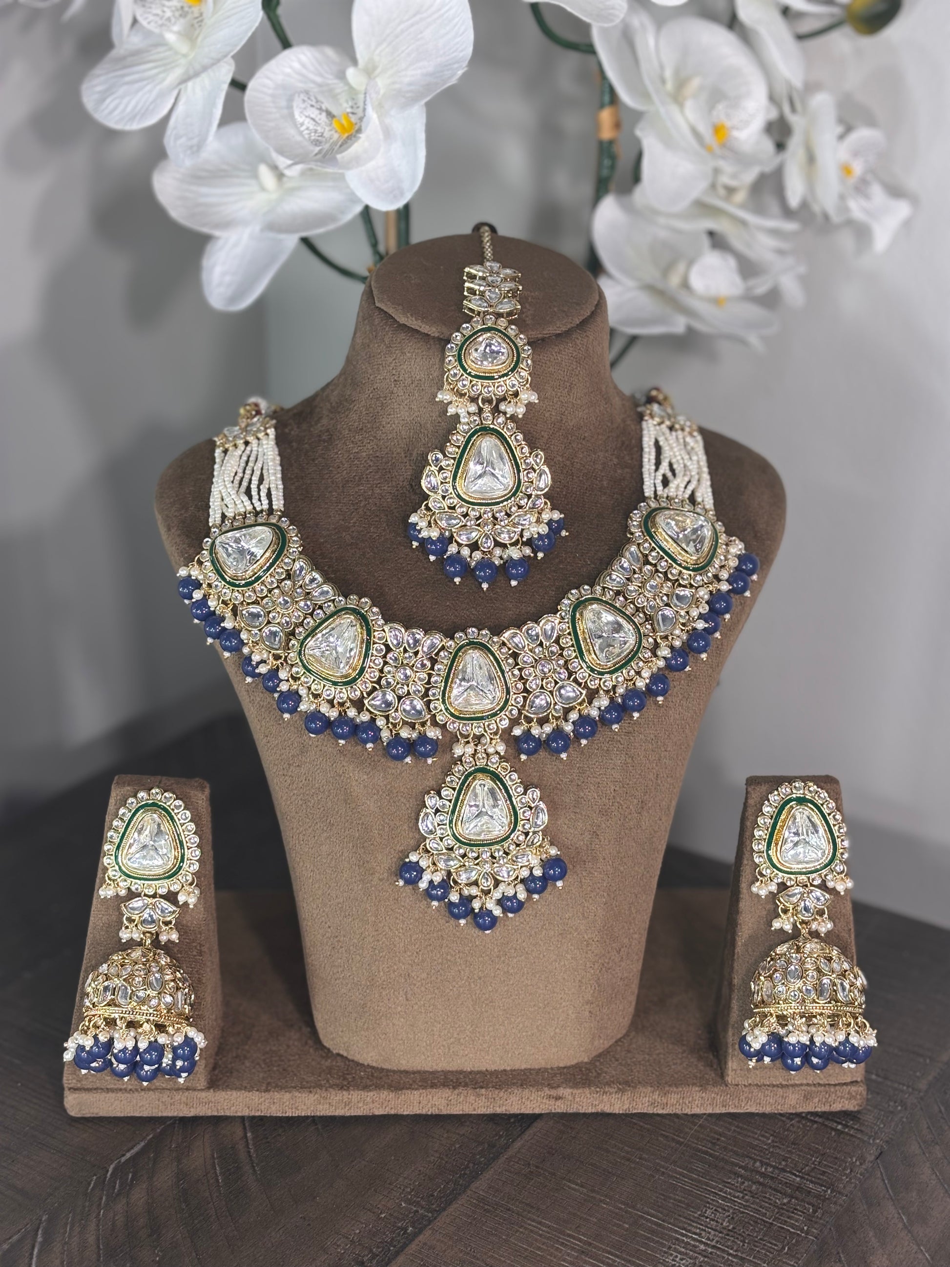 PARADISE Necklace Set