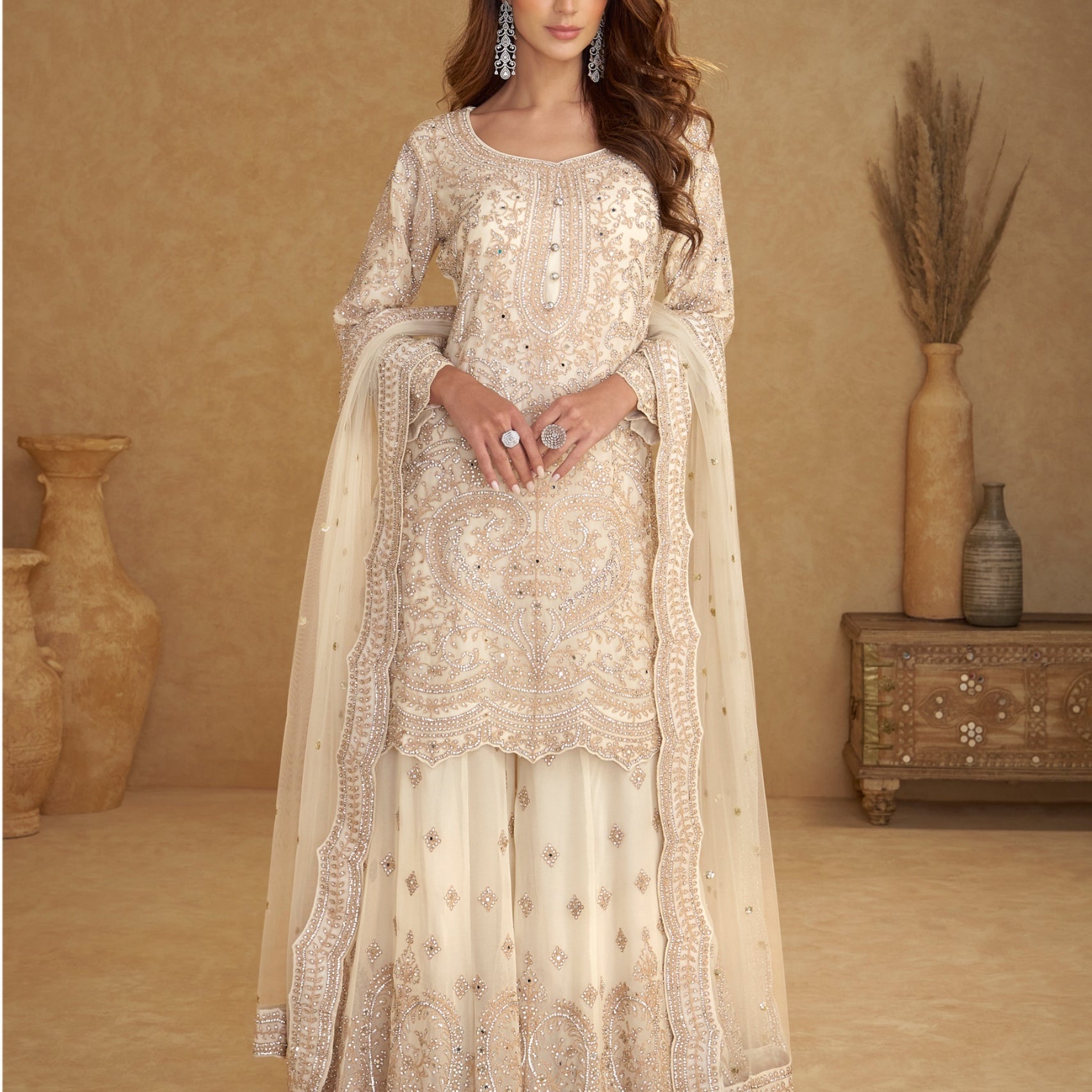 LAUNCHING SOON! CATALOG: SAFIRA - EXP 33