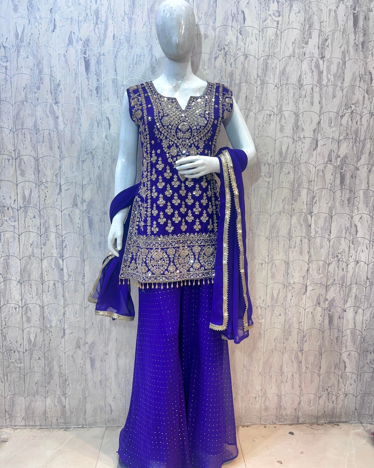 LAUNCHING SOON! CATALOG: 34 - EXP 33