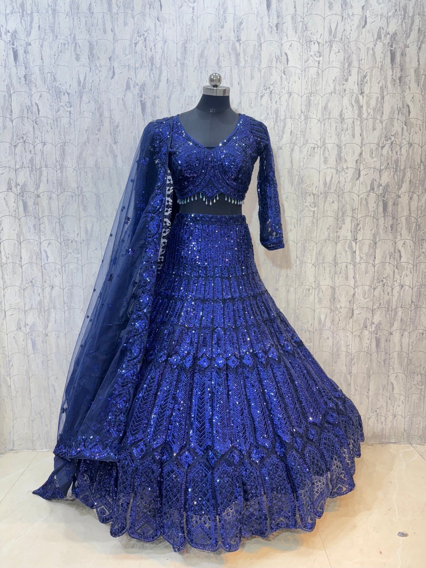 LAUNCHING SOON! CATALOG: 39 - EXP 33