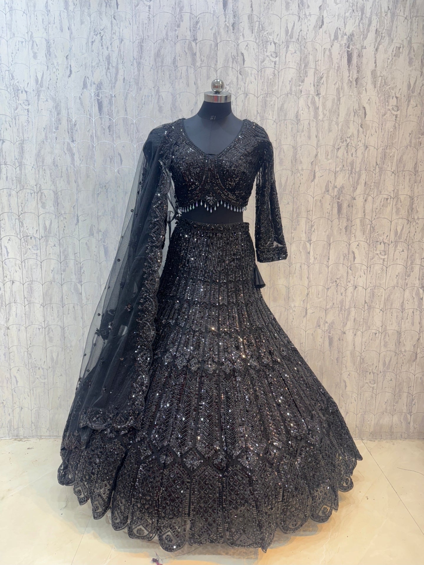 LAUNCHING SOON! CATALOG: 39 - EXP 33