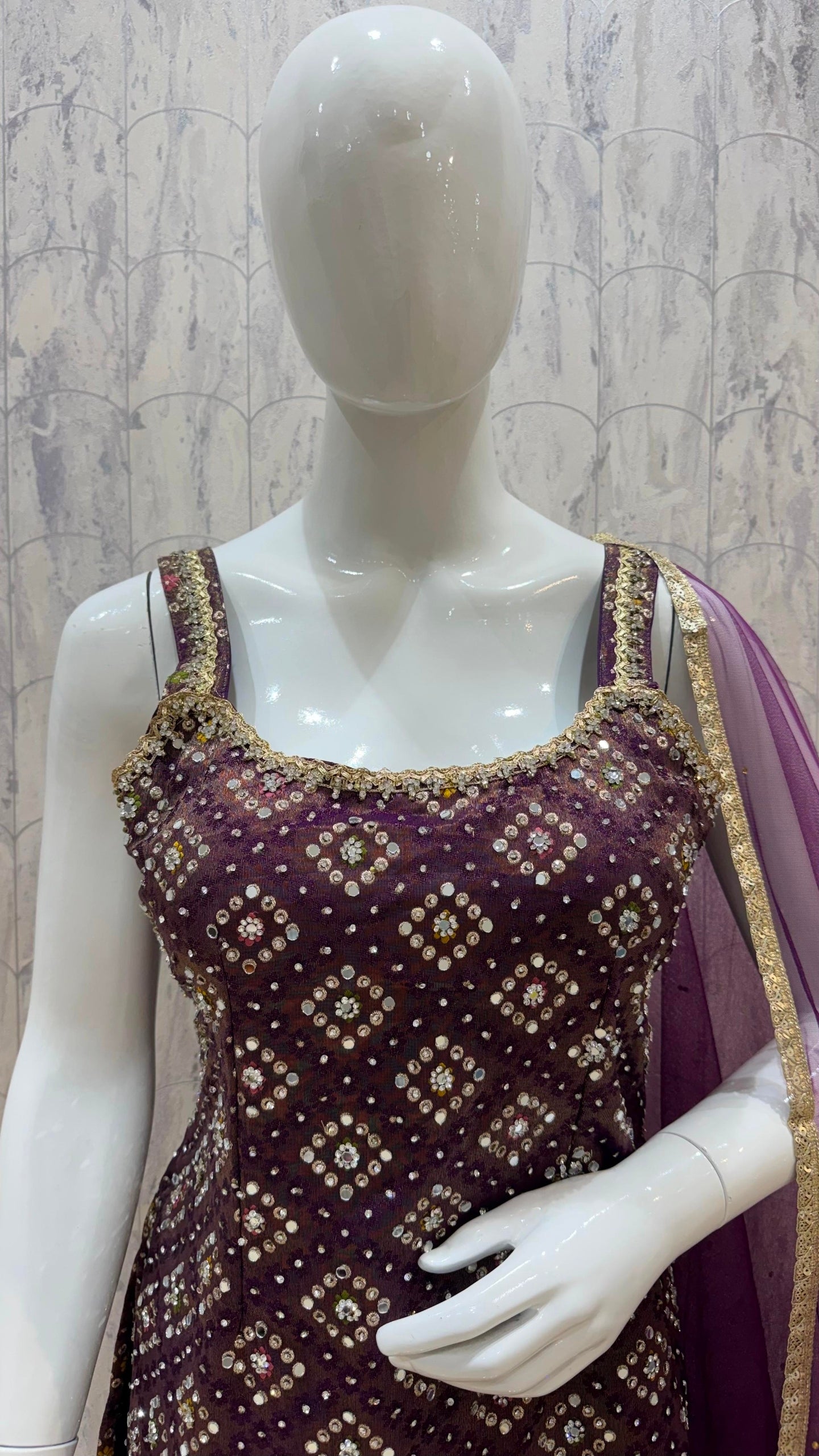 CATALOG: SHINNY
