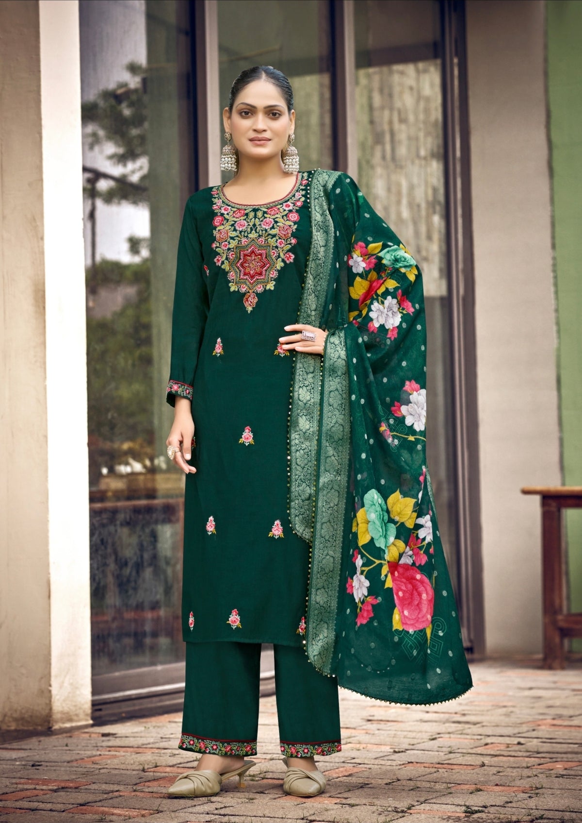 Noora style 1004 Emerald Green designer stitched suit, original photo